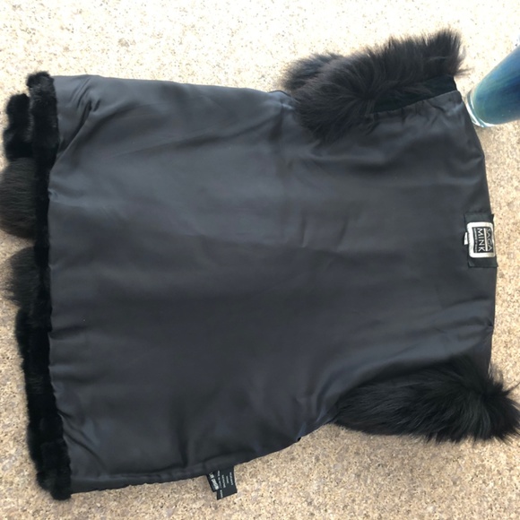 Saga Mink & Fox Fur Black Vest - Picture 11 of 16